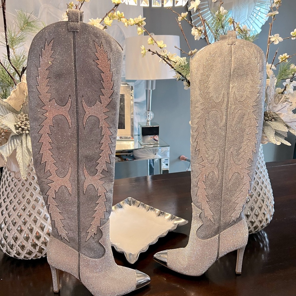 Gianni Bini Katannateo Silver Cowboy Bling Boots sz9
